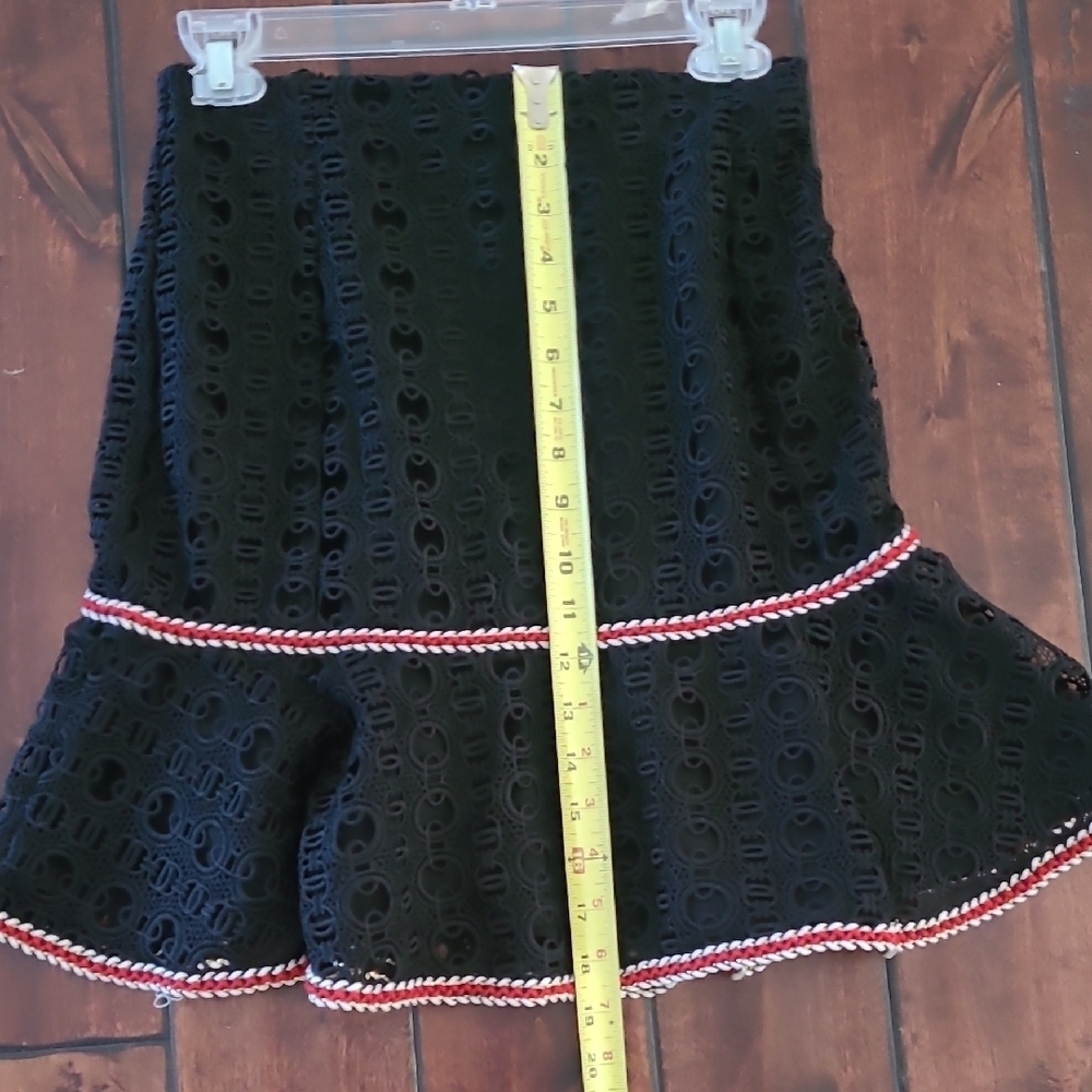 Sandro Paris Richard Chain Link Black Eyelet Elegant Lace Skirt Red Trim Size 1 - Picture 6 of 10